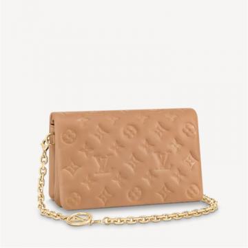 LV M80818 女士卡其色 POCHETTE COUSSIN 链条包