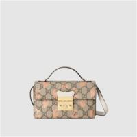 GUCCI 652683 女士乌木色 Padlock 浆果印花迷你手袋