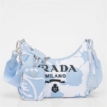 PRADA 1BH204 女士天蓝色 Prada Re-Edition 2005 刺绣斜纹布单肩包