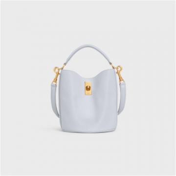 CELINE 197573CR4 女士浅灰色 TEEN BUCKET 16 光滑牛皮水桶包