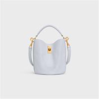 CELINE 197573CR4 女士浅灰色 TEEN BUCKET 16 光滑牛皮水桶包