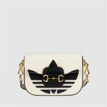 GUCCI 658574 女士白色 adidas x Gucci Horsebit 1955 迷你手袋