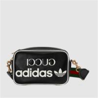 GUCCI 702427 女士黑色 adidas x Gucci 联名系列小号肩背包