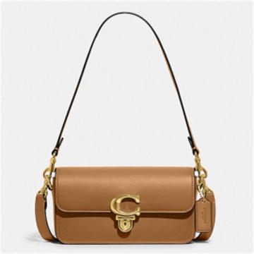 COACH ce331 B4LCA 女士咖色 STUDIO BAGUETTE 手袋