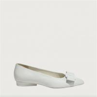Ferragamo 730596 女士白色 VIVA 芭蕾舞平底鞋