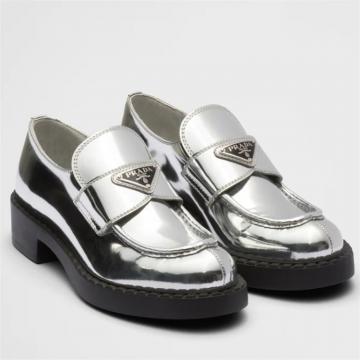PRADA 1D246M 女士银色 金属质感皮革乐福鞋