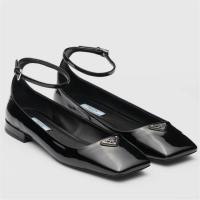 PRADA 1F036N 女士黑色 漆皮芭蕾平鞋底