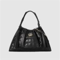 GUCCI 746210 女士黑色 Gucci Deco 中号绗缝托特包