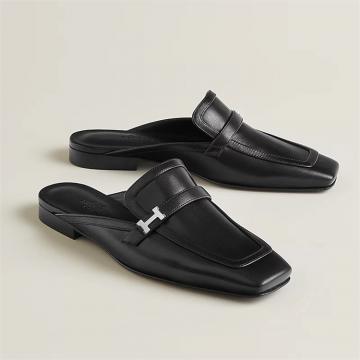 HERMES H231054Z 女士黑色 Groupie 穆勒鞋